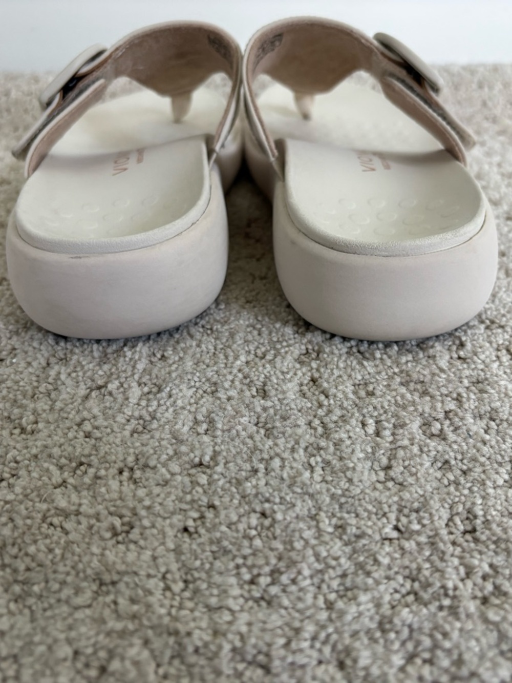 Vionic Recovery RX Sandals 7.5 - Picture 6 of 10